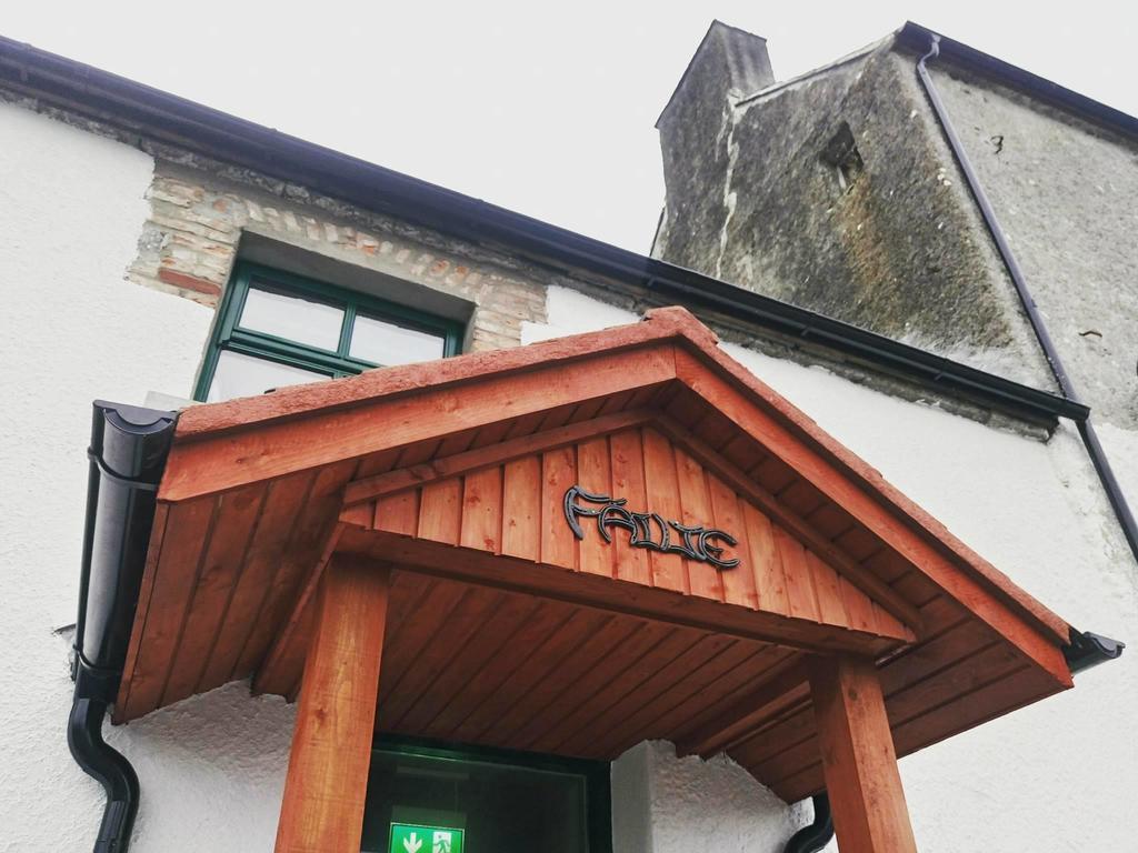 Galway Glamping Hotel Tuam Exterior foto