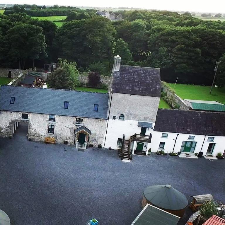 Galway Glamping Hotel Tuam Exterior foto